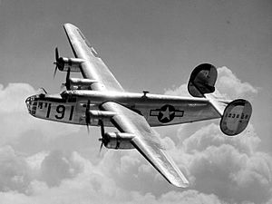 Archivo:Maxwell B-24 (cropped)