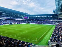 Archivo:PEACE-STADIUM-Connected-by-SoftBank 6-Oct-2024