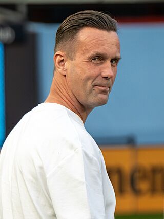 Ronny Deila NYCvATL-06.12.25-026 (cropped).jpg