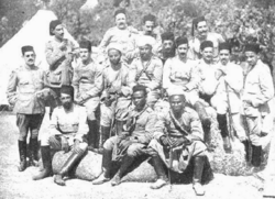 Archivo:Sargentos de regulares 1914