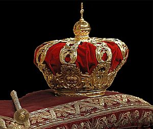 Archivo:Spanish Royal Crown 1crop