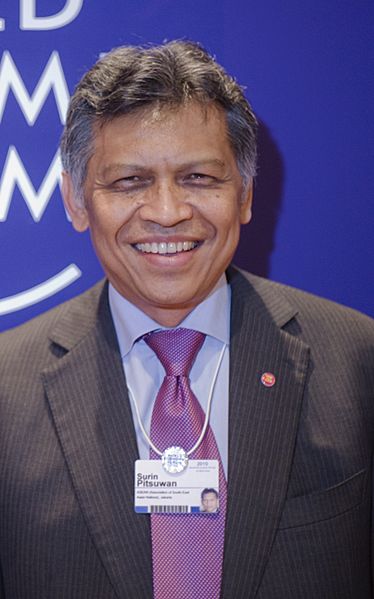Surin Pitsuwan cropped
