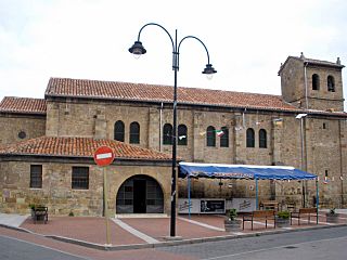 Torrelavega - Iglesia de los Santos Justo y Pastor (Sierrapando) 9.jpg