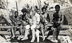 Archivo:Wmalinowski trobriand isles 1918