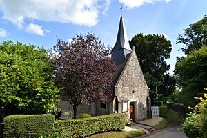Archivo:Église Saint-Martin de Repentigny (1)