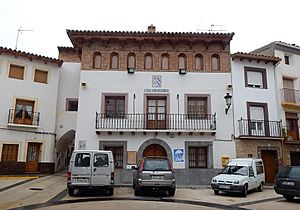 Archivo:Ayuntamiento de Almonacid de la Sierra