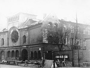 Archivo:Bundesarchiv Bild 146-1971-099-63, München, zerstörte Ohel-Jakob-Synagoge