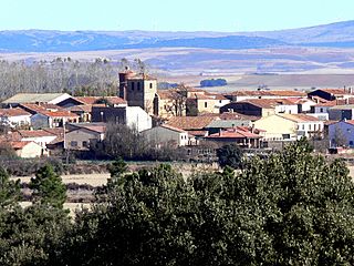 CUBO DE LA SOLANA-TIPICO PUEBLO AGRICOLA.jpg