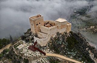 Castillo de Luque tras su restauración en 2024..jpg