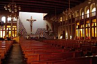 Archivo:Interior Catedral Temuco