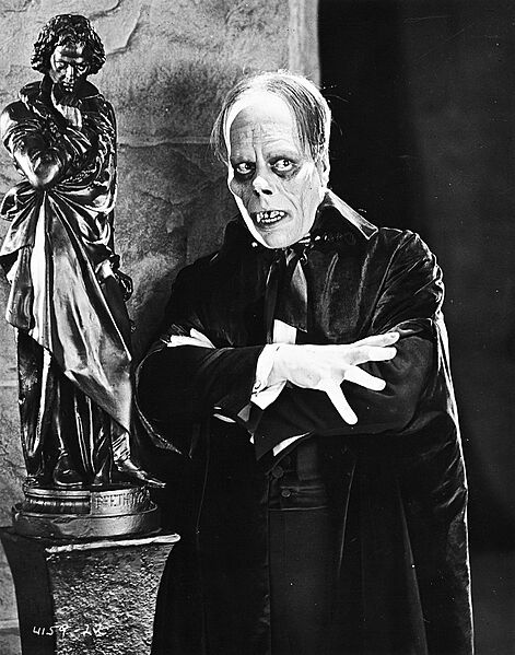 Lon Chaney as The Phantom