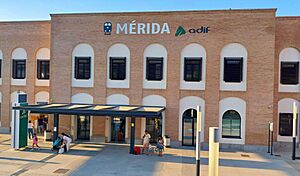 Archivo:Mérida - Estación de Adif 09