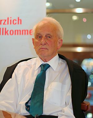 Rolf Hochhuth 2009.jpg