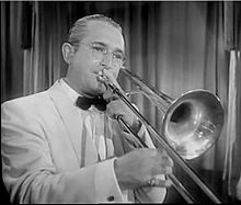Tommy dorsey playing trombone.jpg