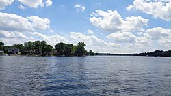 Wolverine Lake (Michigan).jpg