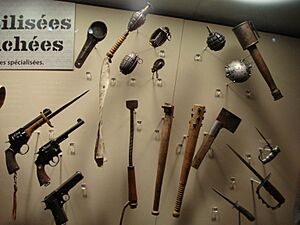 Archivo:Wwitrenchweapons