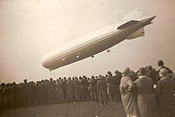 Archivo:ZeppelinLZ127a