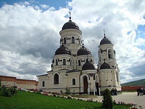 Archivo:Căpriana monastery in Moldova