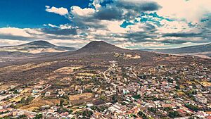 Archivo:Cerro de Huariaco