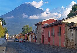GT056-Antigua Volcano2