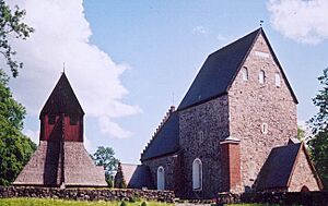 Archivo:Gamla uppsala kyrka