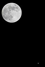 Archivo:Jupiter.mit.Io.Ganymed.Europa.Calisto.Vollmond.10.4.2017