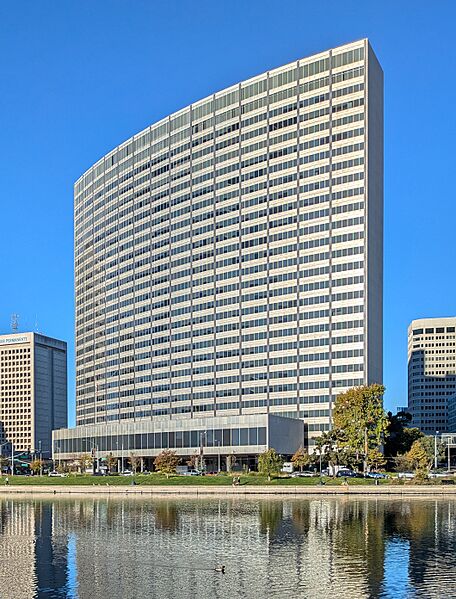 Kaiser Center 2