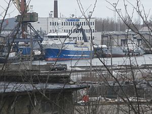 Archivo:M-185-G Nordorn at Quay 36 in Port of Paljassaare Tallinn 1 February 2016