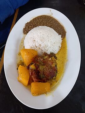 Majas con yuca.jpg