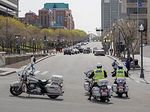 Archivo:Police du Québec,Manifestation anti-vaccins au Québec 0058