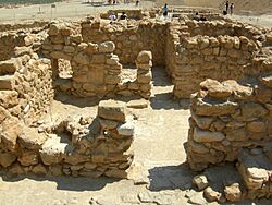 QumranLivingQuarters.jpg