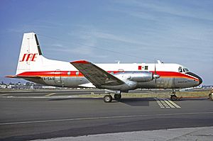 Archivo:Servicio Aéreos Espaciales HS 748 Volpati-2