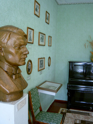 Archivo:К. Шимановському музей у Тимошівській школі Кам'янському р-ні Черкащини