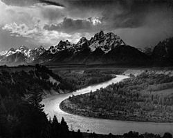Archivo:Adams The Tetons and the Snake River