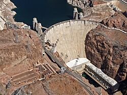 Aerial view Hoover Dam 09 2017 4773 6x8.jpg