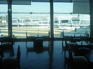 Archivo:Aeropuerto de Guadalajara 03