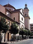 Calle Mayor e iglesia de San Juan Bautista