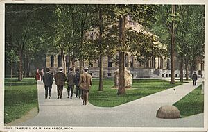 Archivo:Campus University of Michigan (NBY 2827)