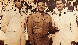 Archivo:Capitán Cristi, general Mariles y teniente Mendoza