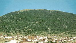 Vista de la localidad del Barraco y de la pico de la Cebrera en segundo plano