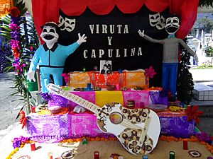 Archivo:Day of the dead Altar to Viruta and Capulina in Orizaba