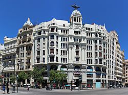 Edificio de La Unión y el Fénix Español en Valencia.jpg