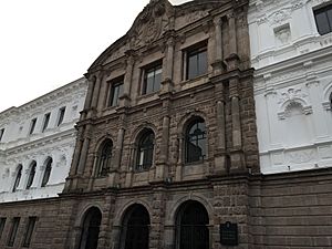 Archivo:Escuela Politécnica de Quito