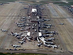 Archivo:Hartsfield-Jackson Atlanta International Airport (7039222923)