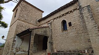 Iglesia de San Bartolomé de Gollano (01).jpg