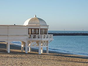 Archivo:Malecón de La Caleta, Cádiz