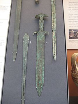 Archivo:Mycenaean Bronze Dagger