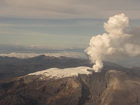Archivo:Nevado del Ruiz en 2016