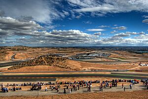 Archivo:Panoramica Motorland Aragón
