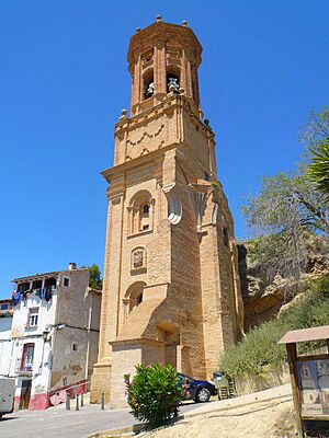 Archivo:Peralta - Torre de la antigua Iglesia de San Juan Evangelista 03